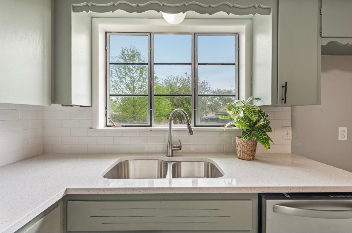 For sale: kitchen