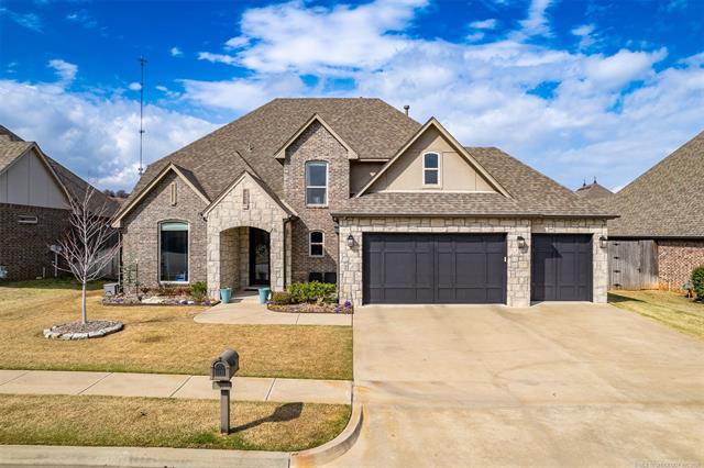 Sold by Ali: brick two-story